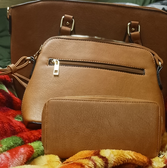 3 piece purse set - Picture 2 of 5